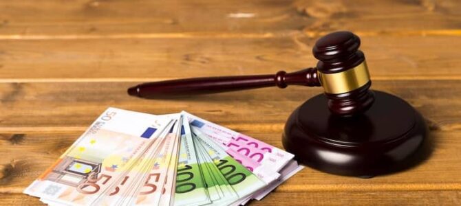 ¿La aseguradora debe pagar al abogado particular tras un accidente de tráfico?