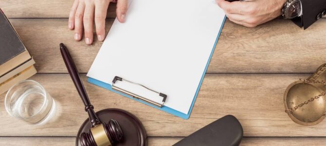 Cuándo contratar a un abogado tras un accidente de tráfico en España